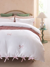 Bow Embriodered Bedding